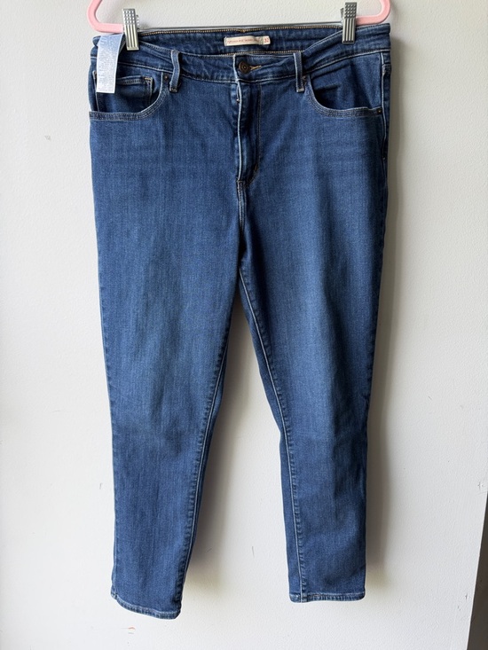 Levi's Denim - Levi's Women's high rise Skinny Jeans in Medium Blue Wash Denim Size 32
